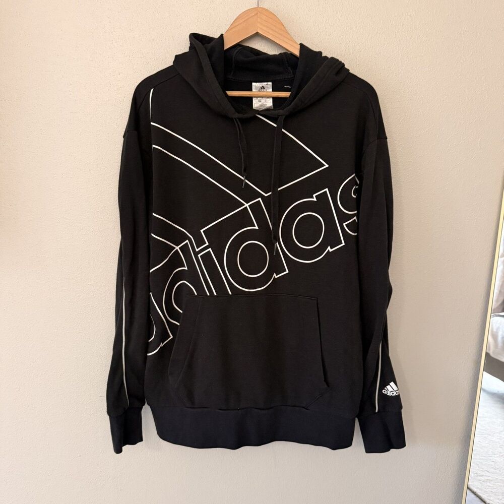 Adidas men’s Black Hooded Sweatshirt  Size Medium giant all over logo athletic
